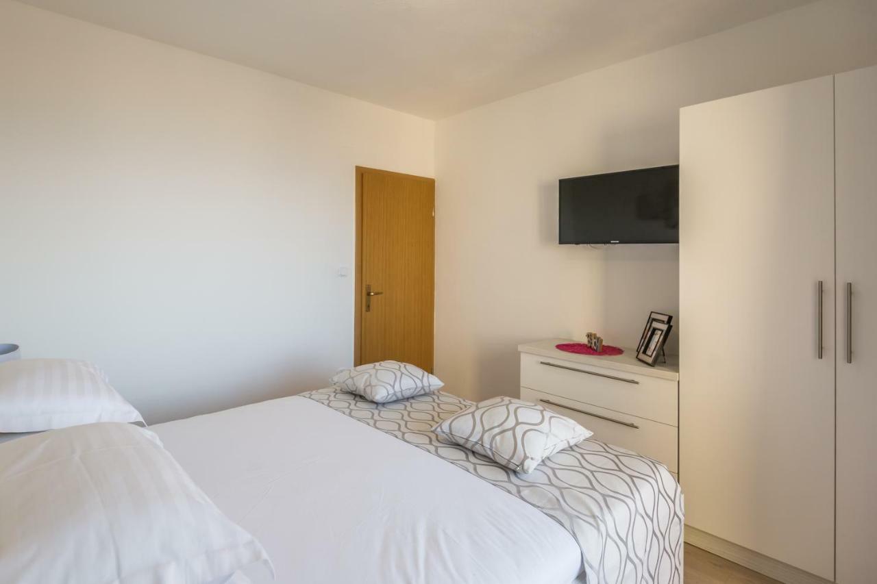 Apartments Lana Макарска Екстериор снимка